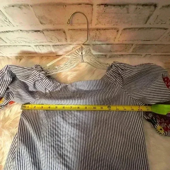 Anthropologie  Romeo & Juliet‎ Couture Embroidered Off Shoulder Dress Sz. Small - Picture 9 of 11